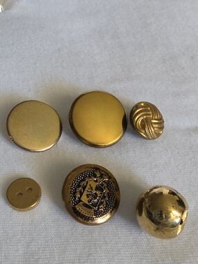 6 Gold Tone Decorative Metal Buttons - Mixed Set